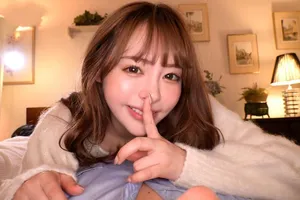 Chị gái đồng nghiệp rất dâm
